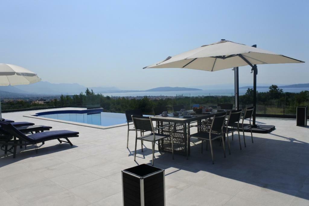 Villa Orao Кастель-Нови Экстерьер фото