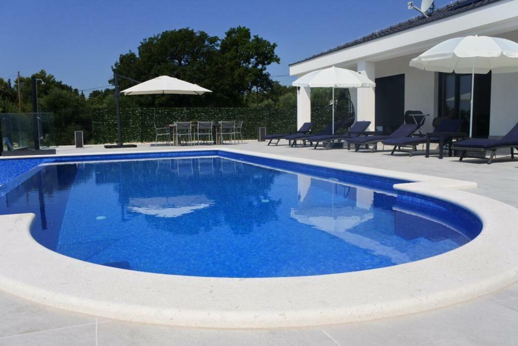 Villa Orao Кастель-Нови Экстерьер фото