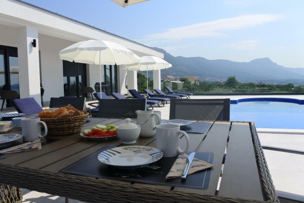 Villa Orao Кастель-Нови Экстерьер фото